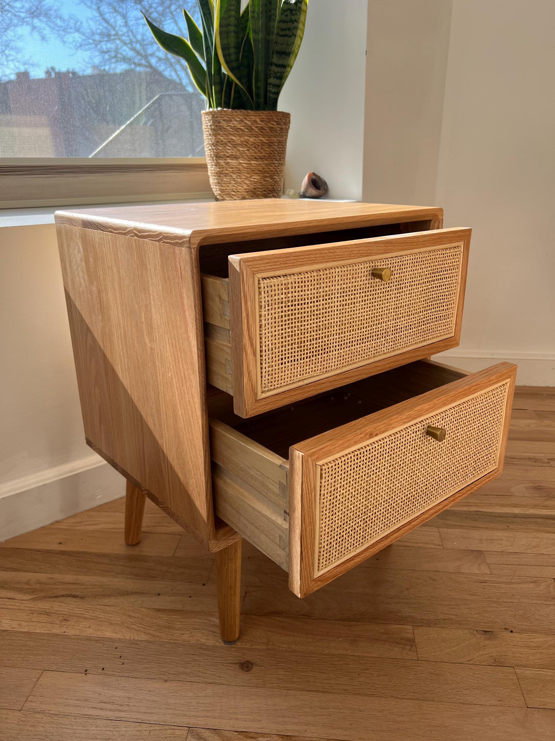 How to Clean Wood Furniture Like a Pro