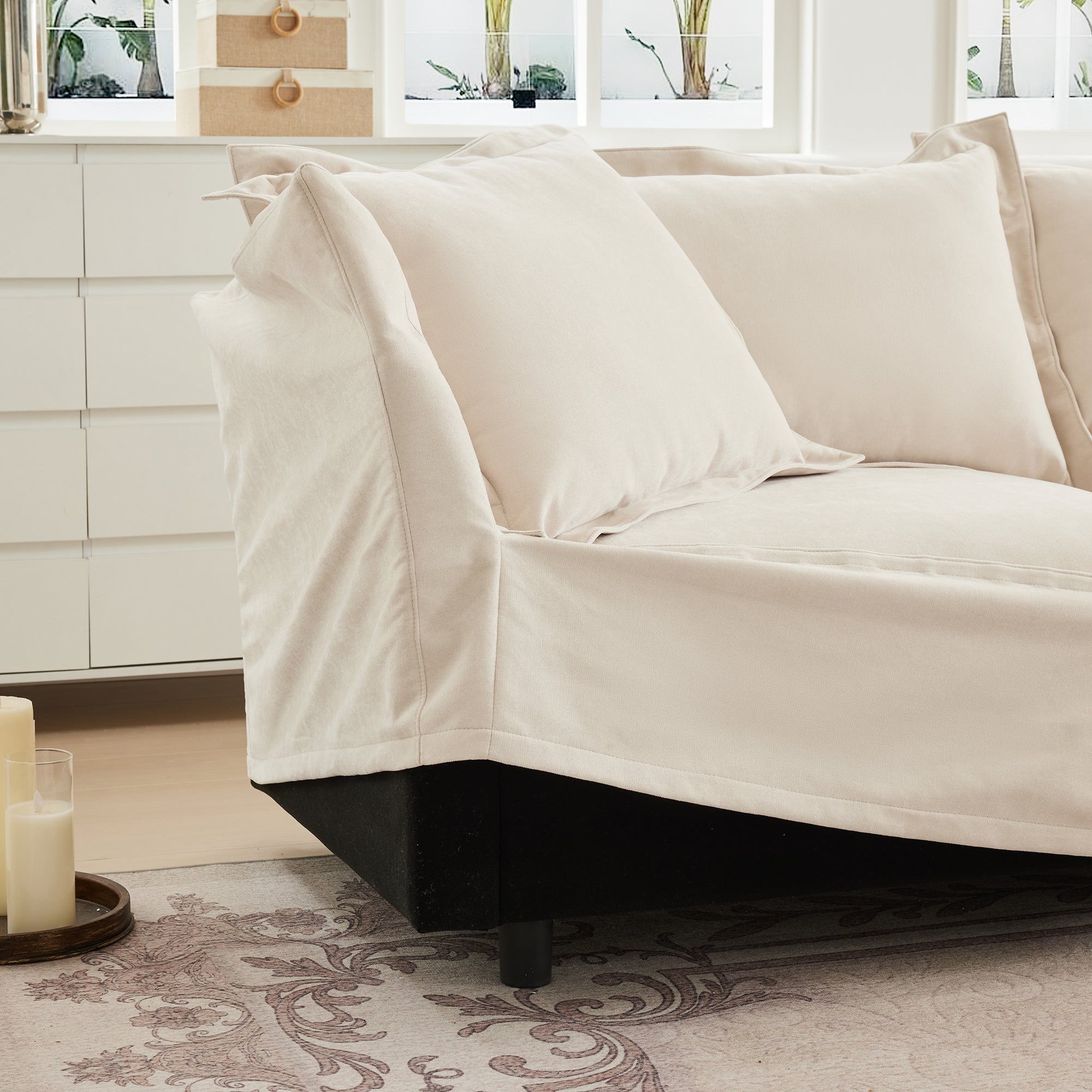 Fluffy Ottoman in Chenille Cream #Fabric_Chenille Cream
