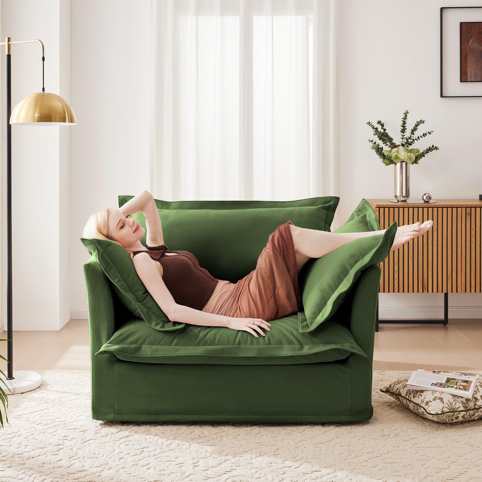 Fluffy Lounge Chair in Chenille Olive #Fabric_Chenille Olive