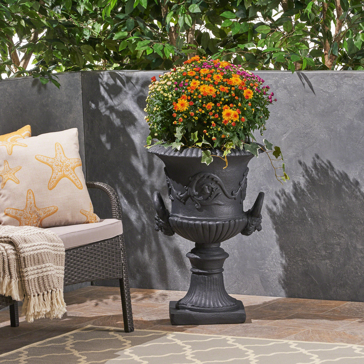 Black Outdoor Planter, 28.3 in Tall