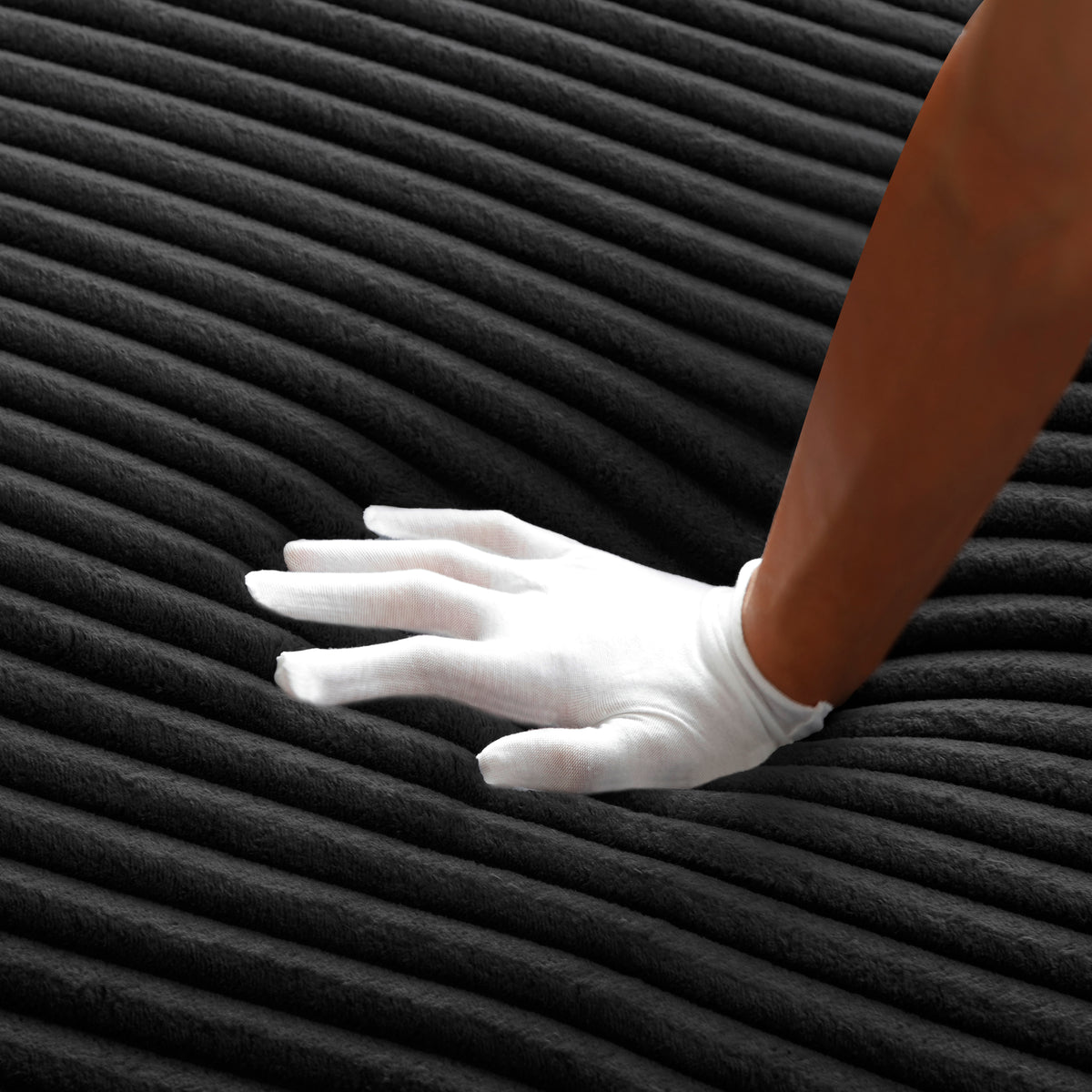 26341154