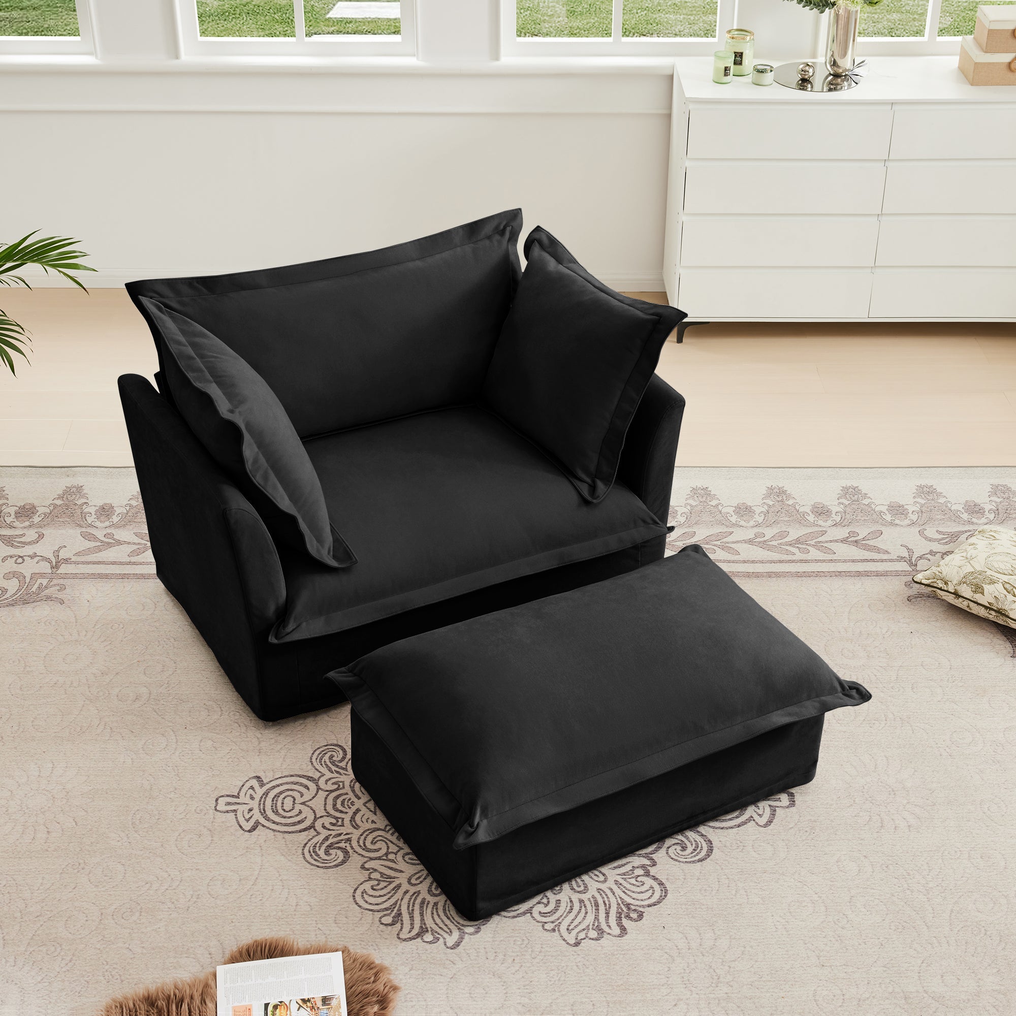 Fluffy Lounge Chair in Chenille Black #Fabric_Chenille Black