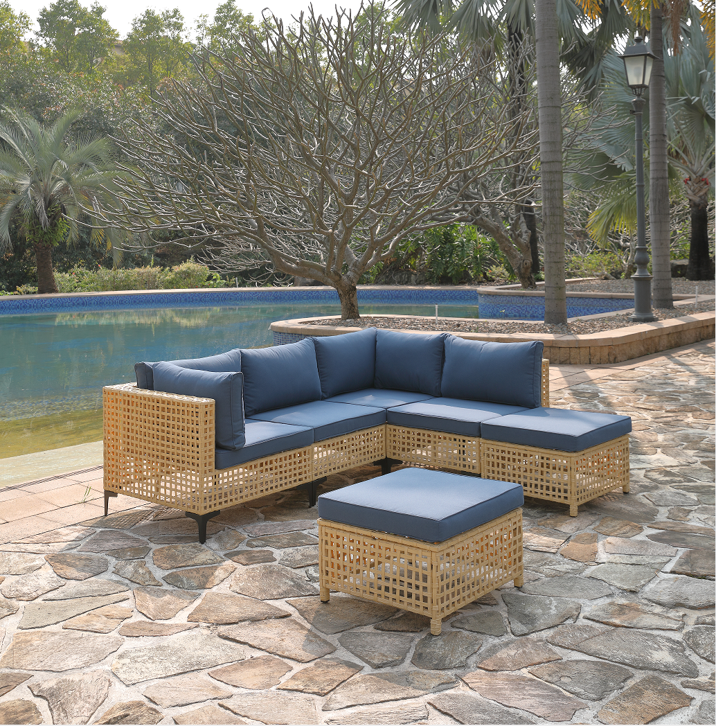 Wicker 6-Piece Outdoor Sectional Set with Navy Cushions