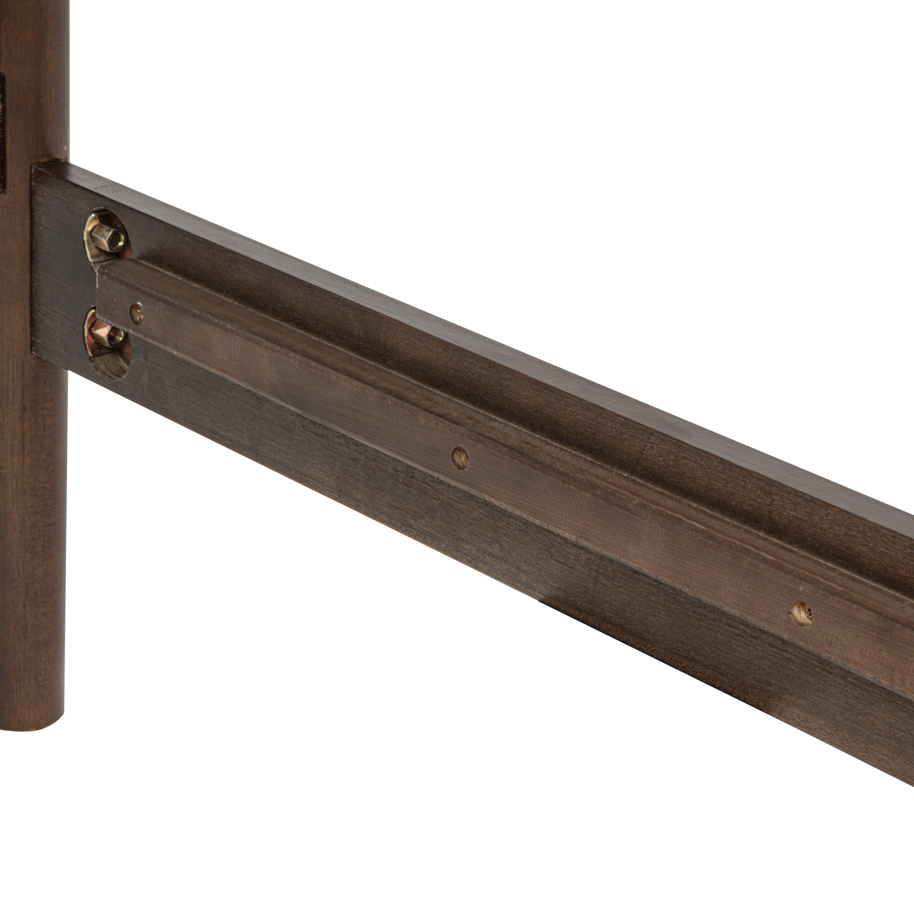 Close-up of center support leg bolted to side rail