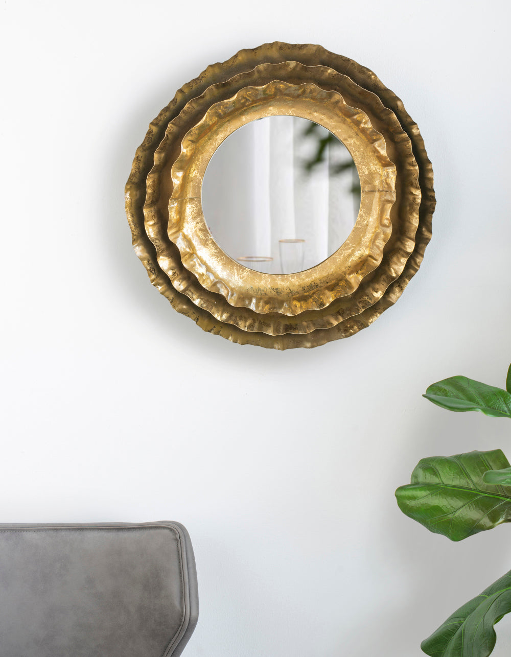 Small Round Gold Mirror, 16.1 Inch Iron Frame