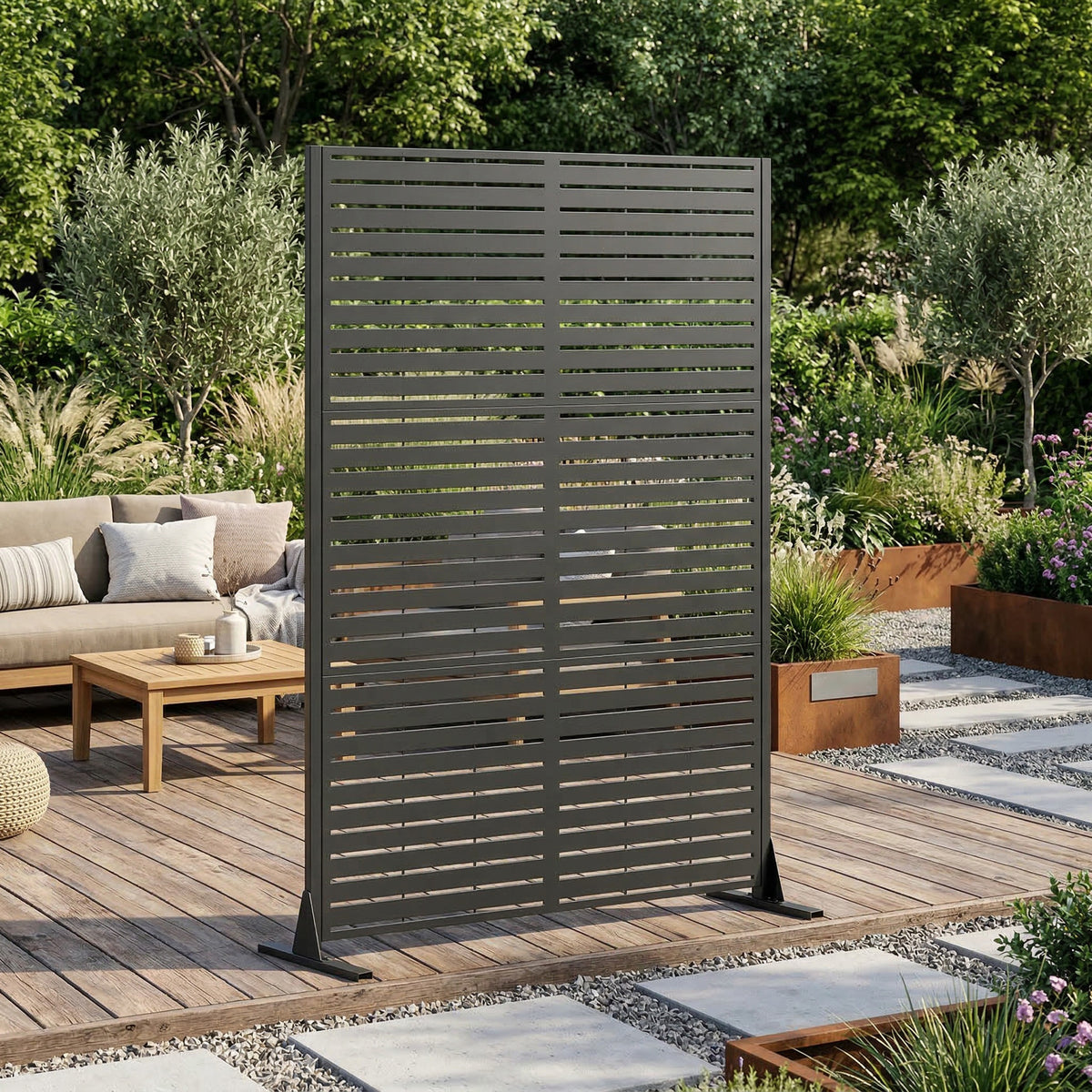 Black Metal Outdoor Privacy Screen