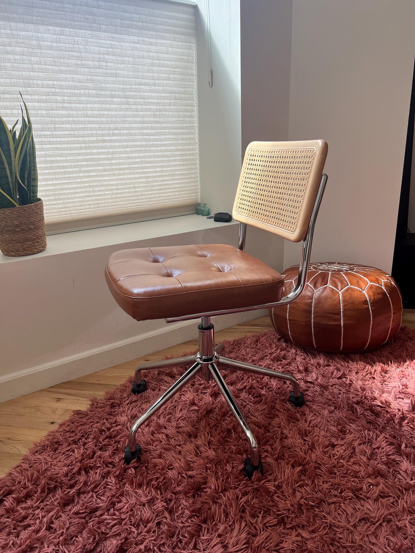 Mid Century Modern Desk Chair – Vegan Leather & Stainless Steel